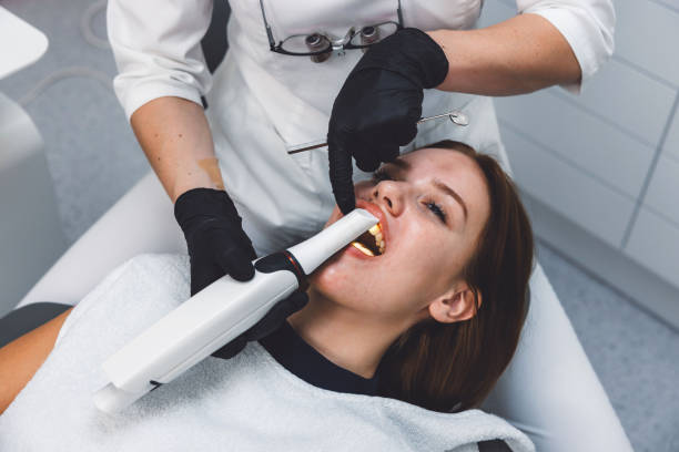 Best Emergency Tooth Extraction in Crown Pot, IN